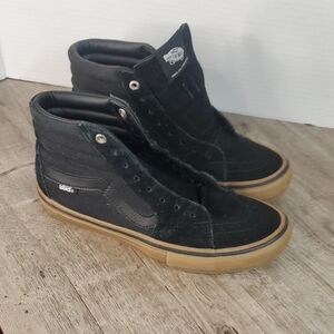 Vans Kids Sneakers in Black with Tan Sole